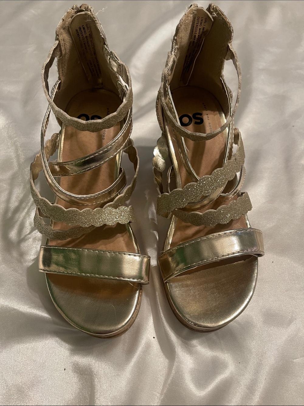 Gold Scalloped Strappy Women’s Sandals